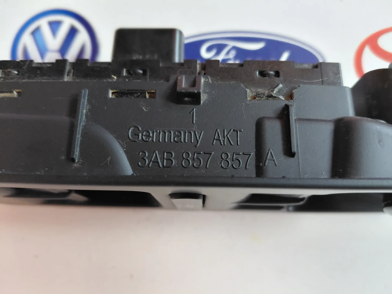 3AB857857A Панел бутони ел. стъкла, огледала VW Passat B7  1K4959857B  1K0959585K, снимка 5 - Части - 54968489