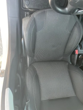 Peugeot 208 1.6 HDI 100 кс. Facelift , снимка 10