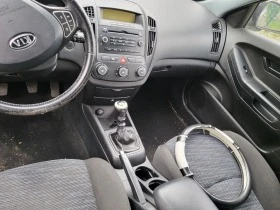 Kia Ceed 1.6crdi, снимка 8