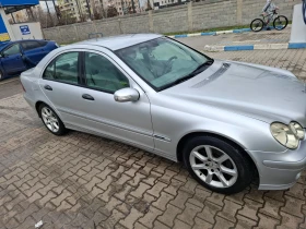 Mercedes-Benz 220 - 4000 € / 7823.32 лв. - 61543020 2