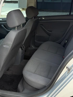 VW Golf 1.9 TDI * Климатроник* * 2005г*  - 3299 € / 6452.28 лв. - 58833628 9