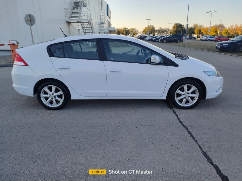 Honda Insight 1.3-88кс.avtomatic, снимка 7 - Автомобили и джипове - 47379204