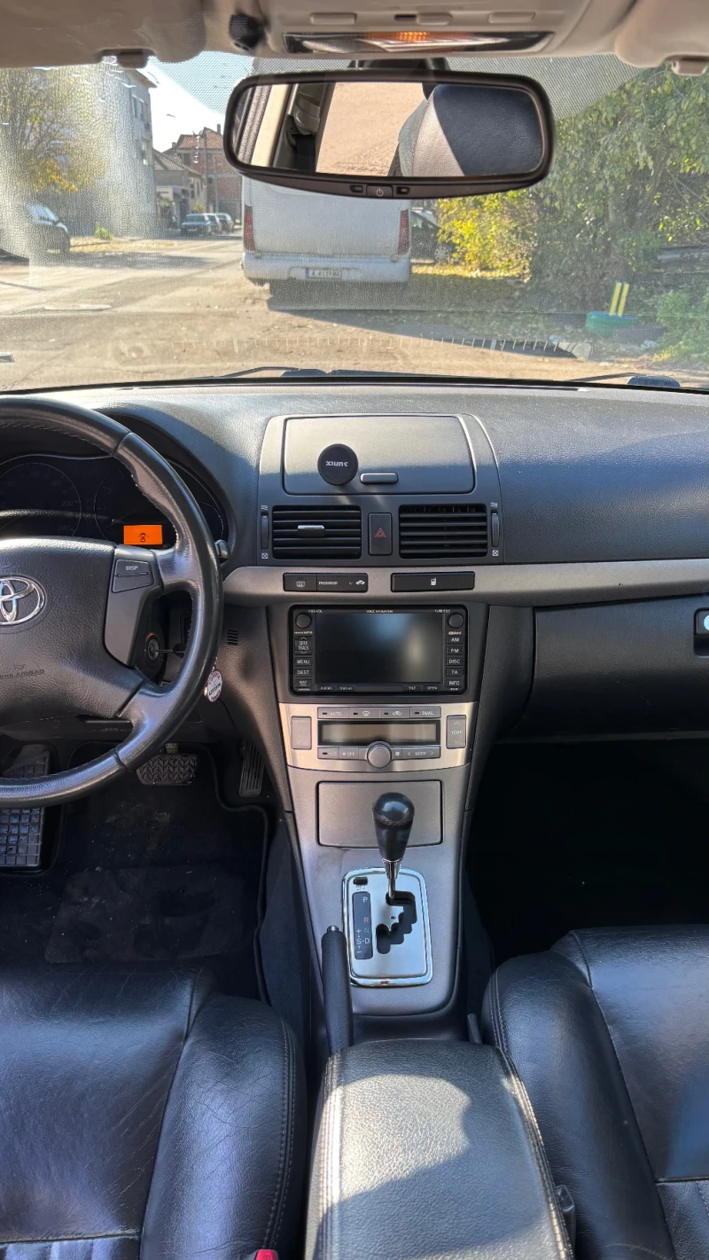 Toyota Avensis, снимка 10 - Автомобили и джипове - 47989551