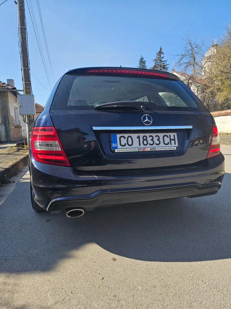 Mercedes-Benz C 220 ОБСЛУЖЕН!, снимка 5 - Автомобили и джипове - 49230039