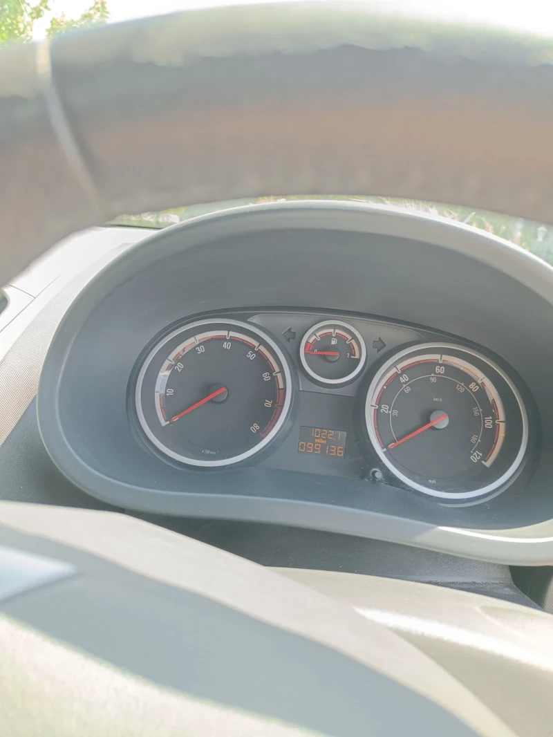 Opel Corsa, снимка 8 - Автомобили и джипове - 52419209