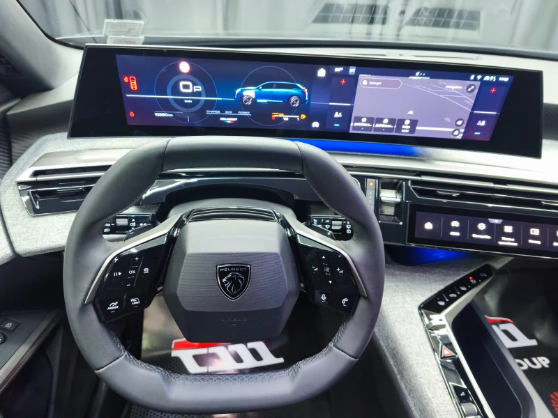 Peugeot 5008 1.2 145k.c AUTOMATIC Allure NAVI* CAM360* KEYLESS*, снимка 16 - Автомобили и джипове - 50904096