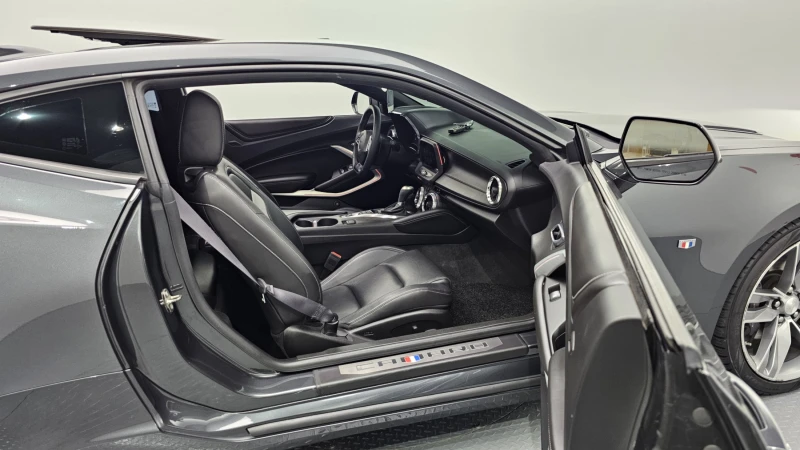 Chevrolet Camaro S6 6.2 V8, снимка 10 - Автомобили и джипове - 51903263