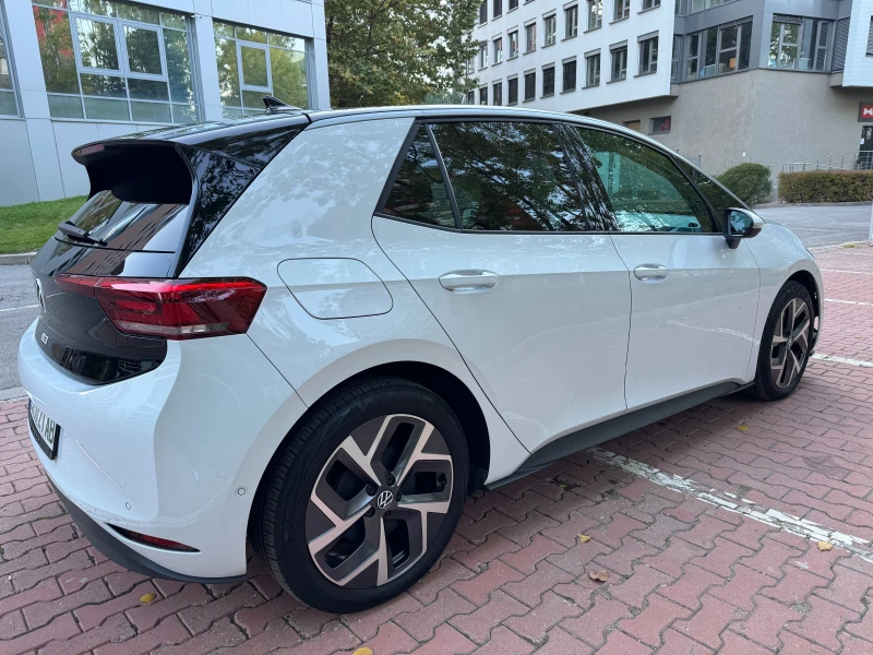 VW ID.3 PRO S - батерия 82kW, снимка 3 - Автомобили и джипове - 52116589
