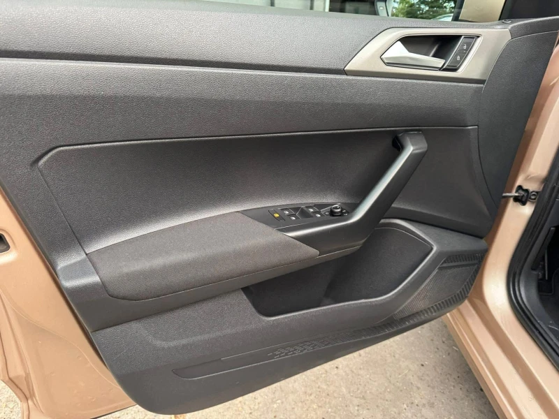 VW Polo 1.0 tsi, снимка 6 - Автомобили и джипове - 52806998