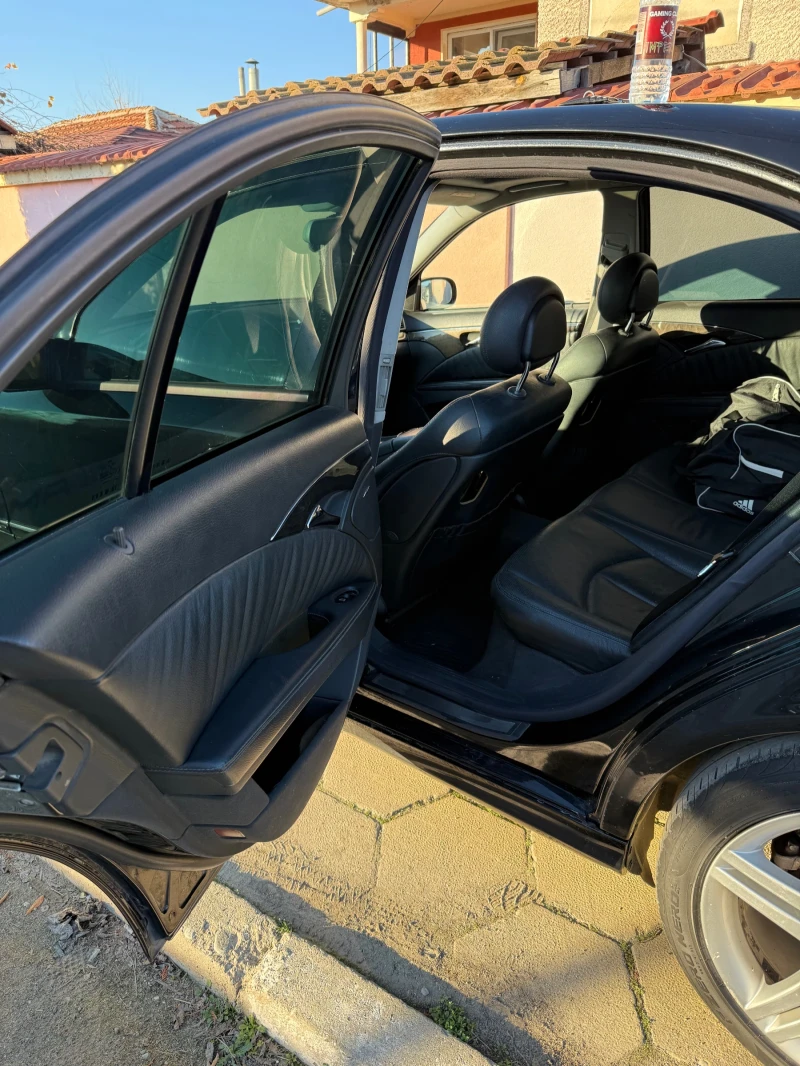 Mercedes-Benz E 320 E320, снимка 8 - Автомобили и джипове - 52850773