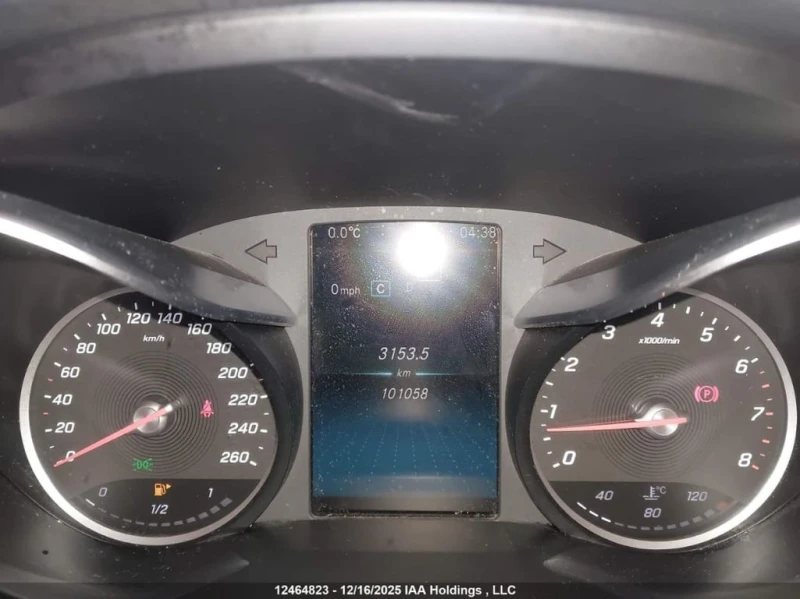 Mercedes-Benz C 300 * 4MATIC * CARFAX * БЕЗ ПЪРВОНАЧАЛНА ВНОСКА, снимка 7 - Автомобили и джипове - 52921355