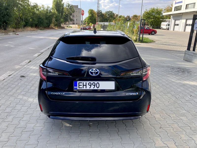 Toyota Corolla 1.8 Hybrid Гаранция до 2029 г., снимка 5 - Автомобили и джипове - 52959069