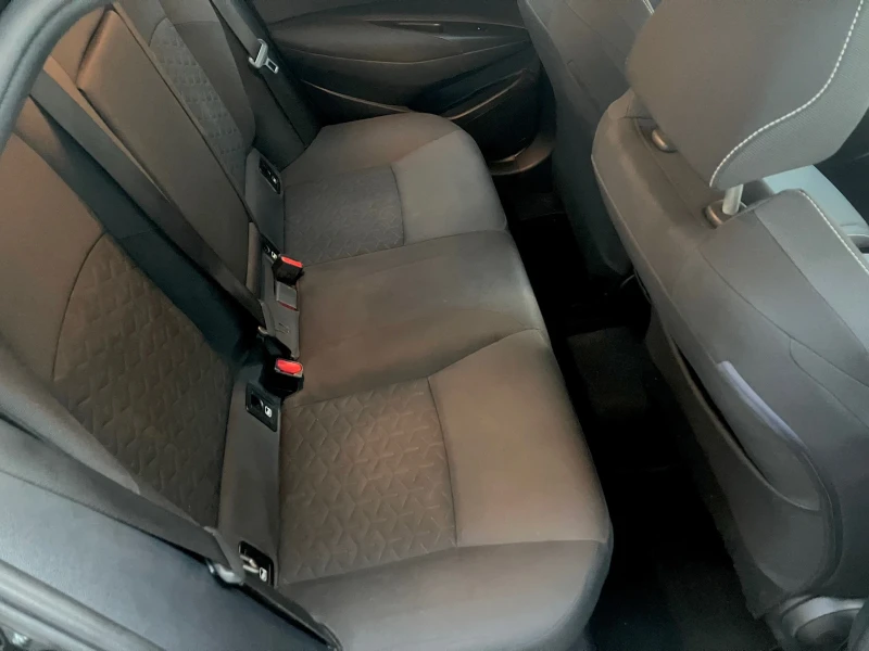 Toyota Corolla 1.8 Hybrid Гаранция до 2029 г., снимка 10 - Автомобили и джипове - 52959069