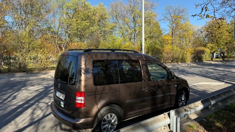 VW Caddy 2.0 Метан, снимка 4 - Автомобили и джипове - 53075669