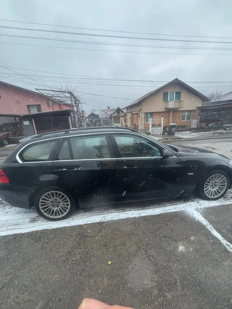 BMW 325 xi, снимка 3 - Автомобили и джипове - 53124474