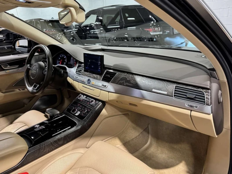 Audi A8 * quattro Sport L * CARFAX * ЦЕНА ДО БГ, снимка 12 - Автомобили и джипове - 53428070