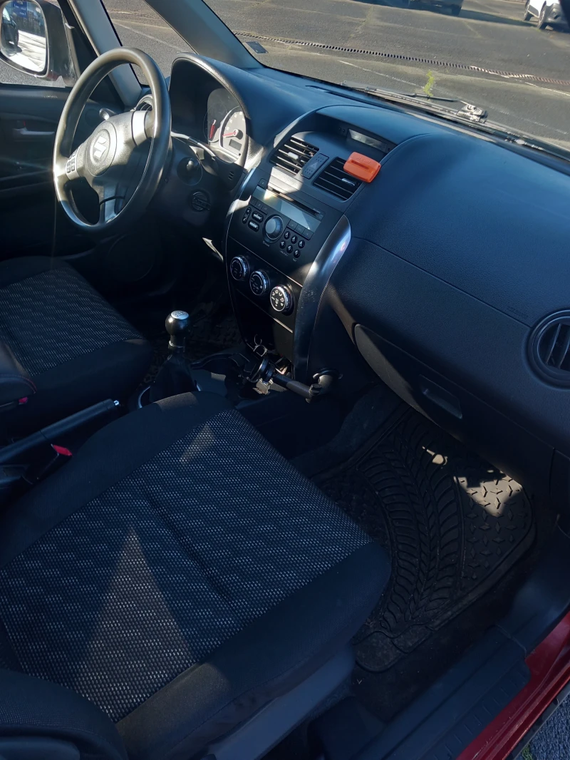 Suzuki SX4 1.6, снимка 7 - Автомобили и джипове - 53534435