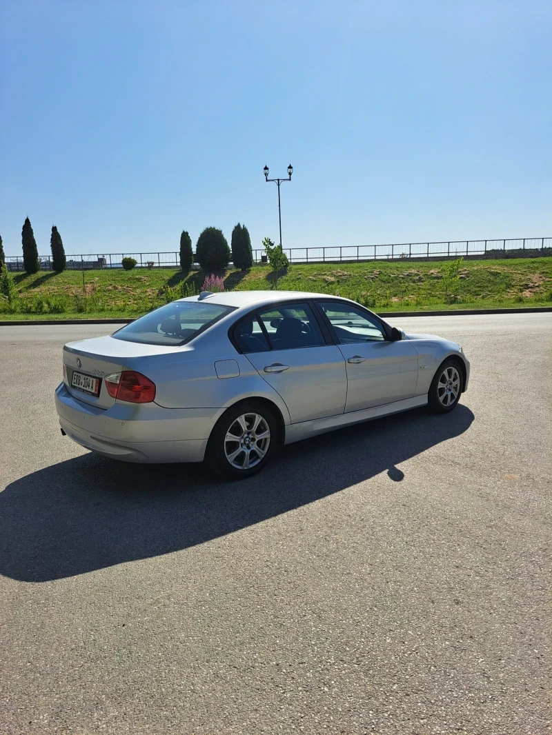 BMW 320  - изображение 4