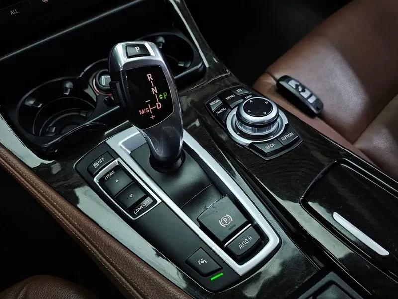 BMW 520 F10 | Mobile.bg � ����������� 10