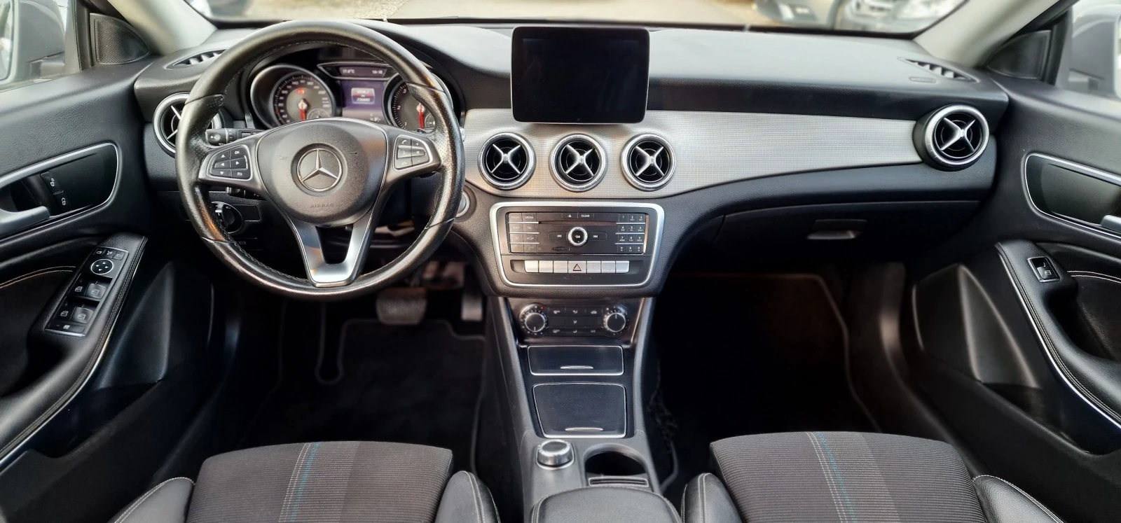 Mercedes-Benz CLA 220 Shooting brake | Mobile.bg — изображение 12