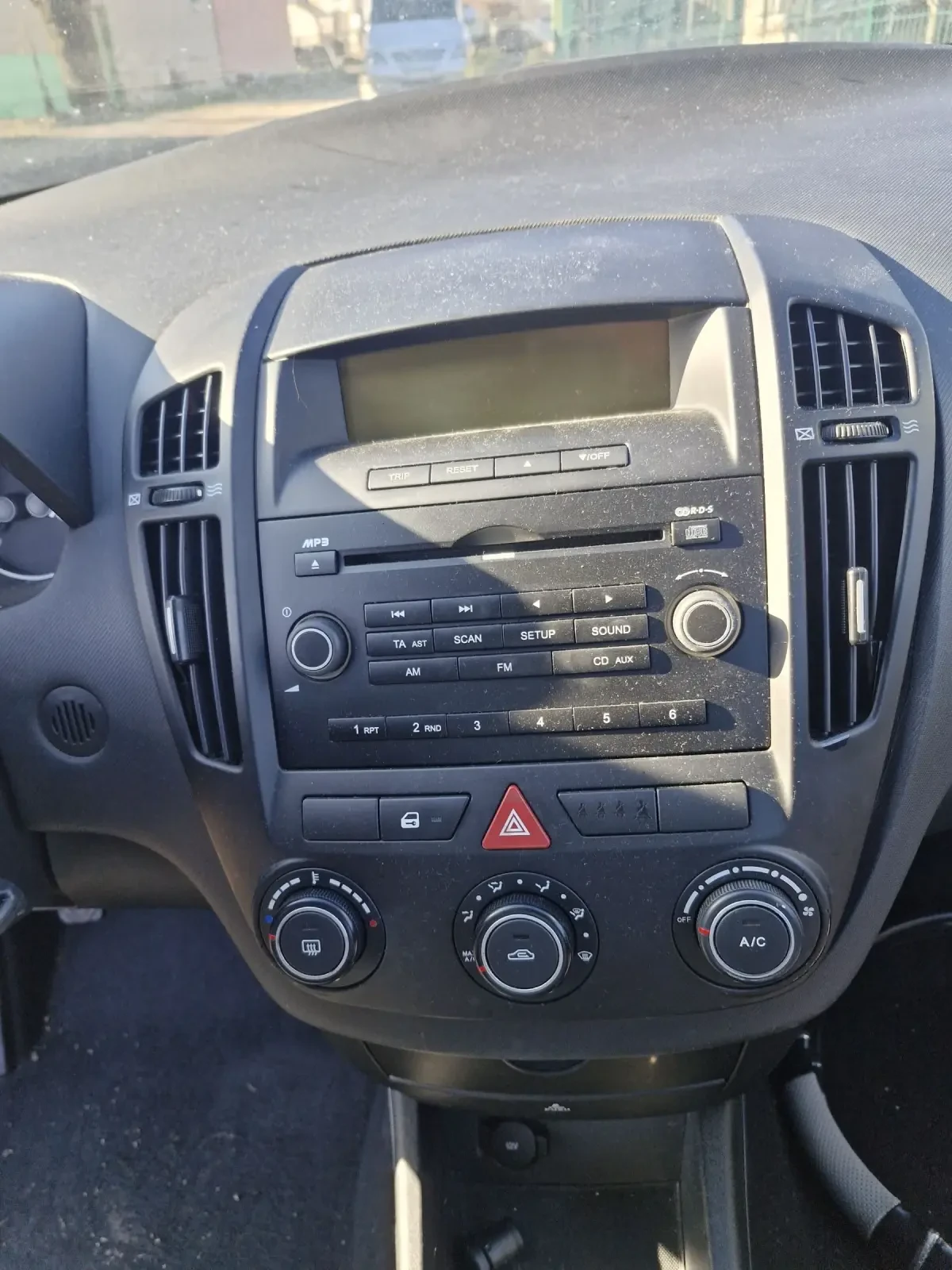 Kia Ceed 1.6crdi | Mobile.bg   11