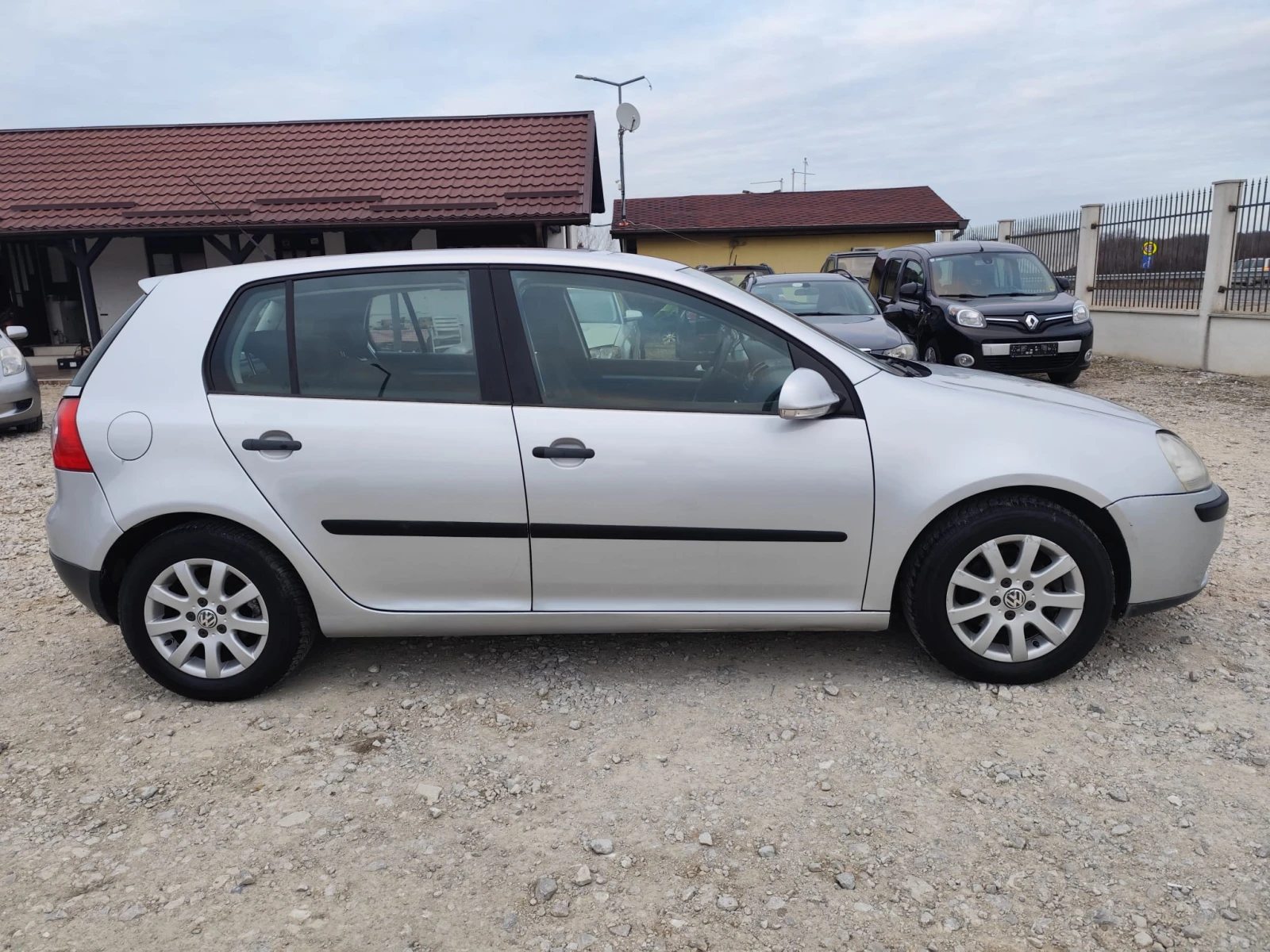 VW Golf 1.9 дизел 105 кс. Италия - изображение 4
