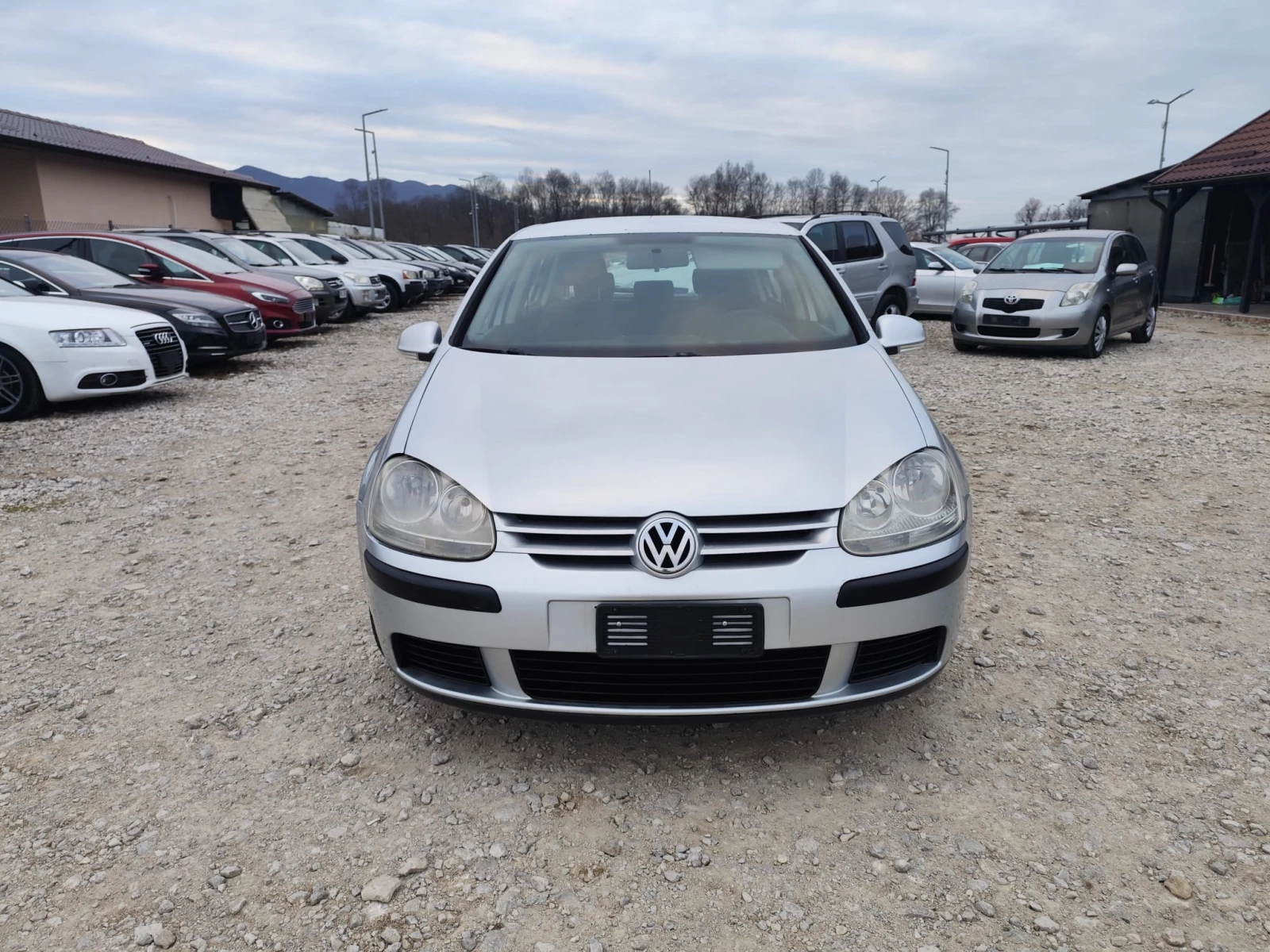 VW Golf 1.9 дизел 105 кс. Италия - изображение 2
