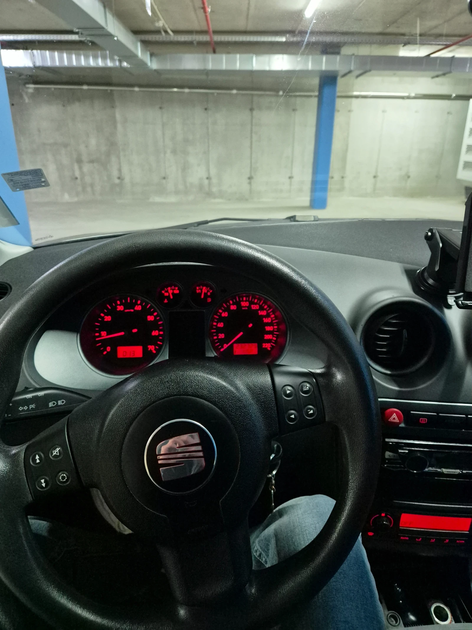 Seat Ibiza  - изображение 9