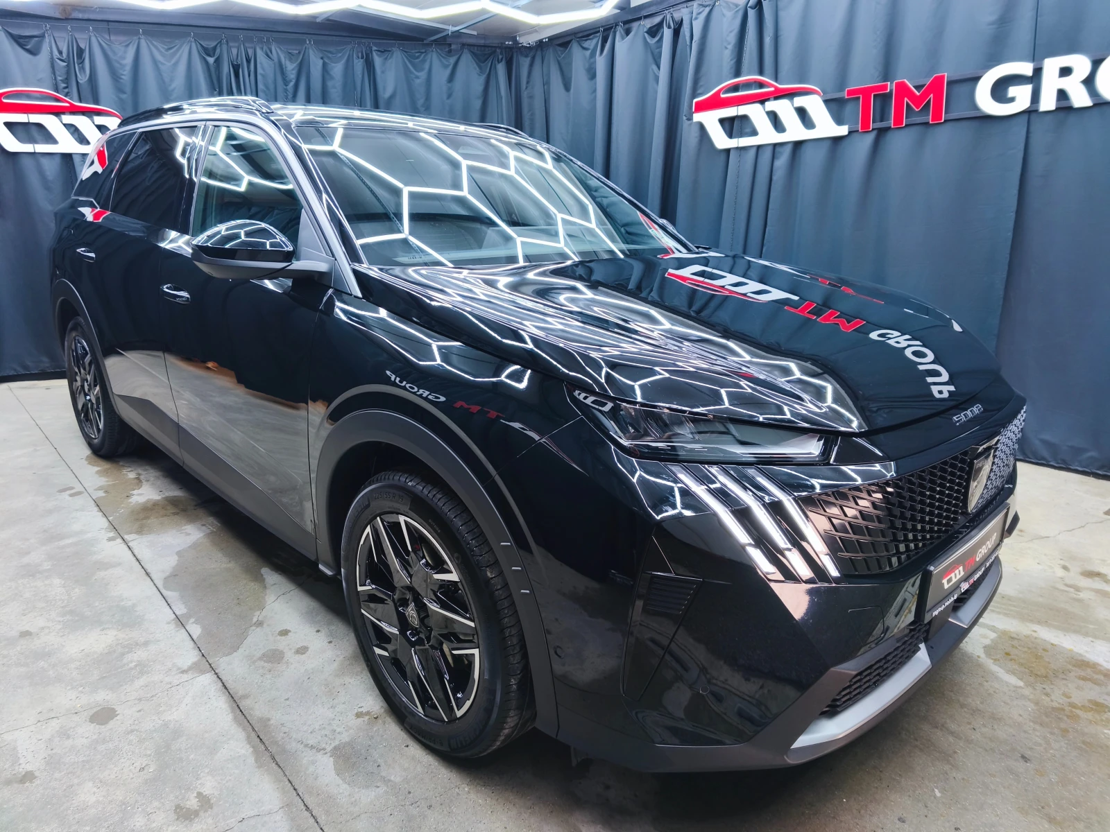 Peugeot 5008 1.2 145k.c AUTOMATIC Allure NAVI* CAM360* KEYLESS7 - изображение 3