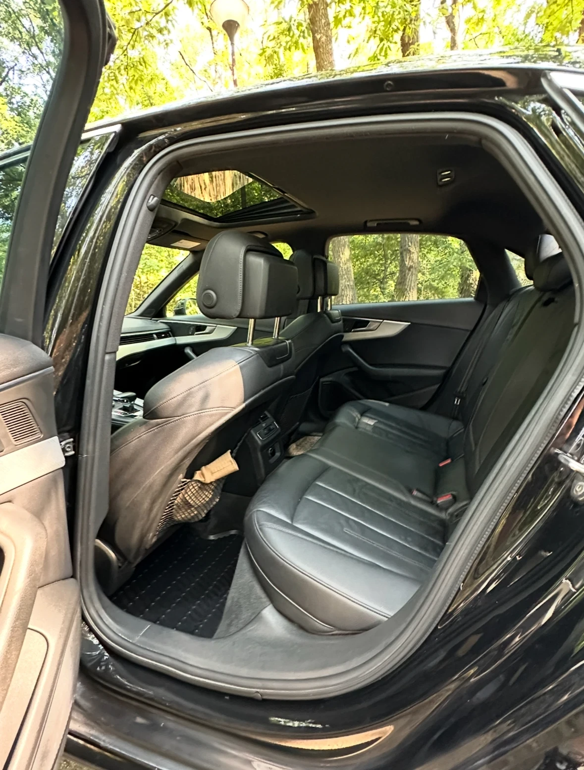 Audi A4 B9 /3xS-Line/ B&O /Keyless Entry&Go/ - изображение 10