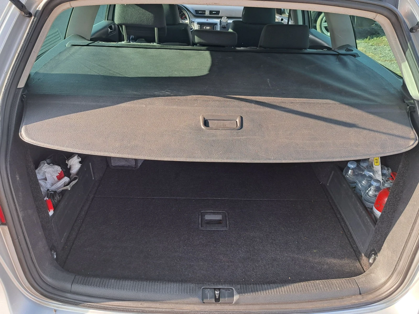 VW Passat Comonrial  - изображение 8