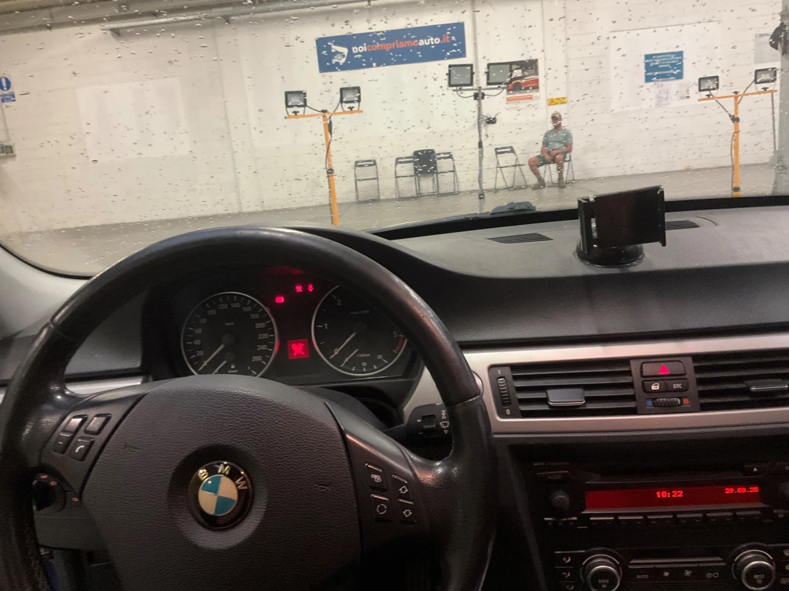 BMW 320 РЕАЛЕН ПРОБЕГ СЕДАН АВТОМАТ - изображение 10