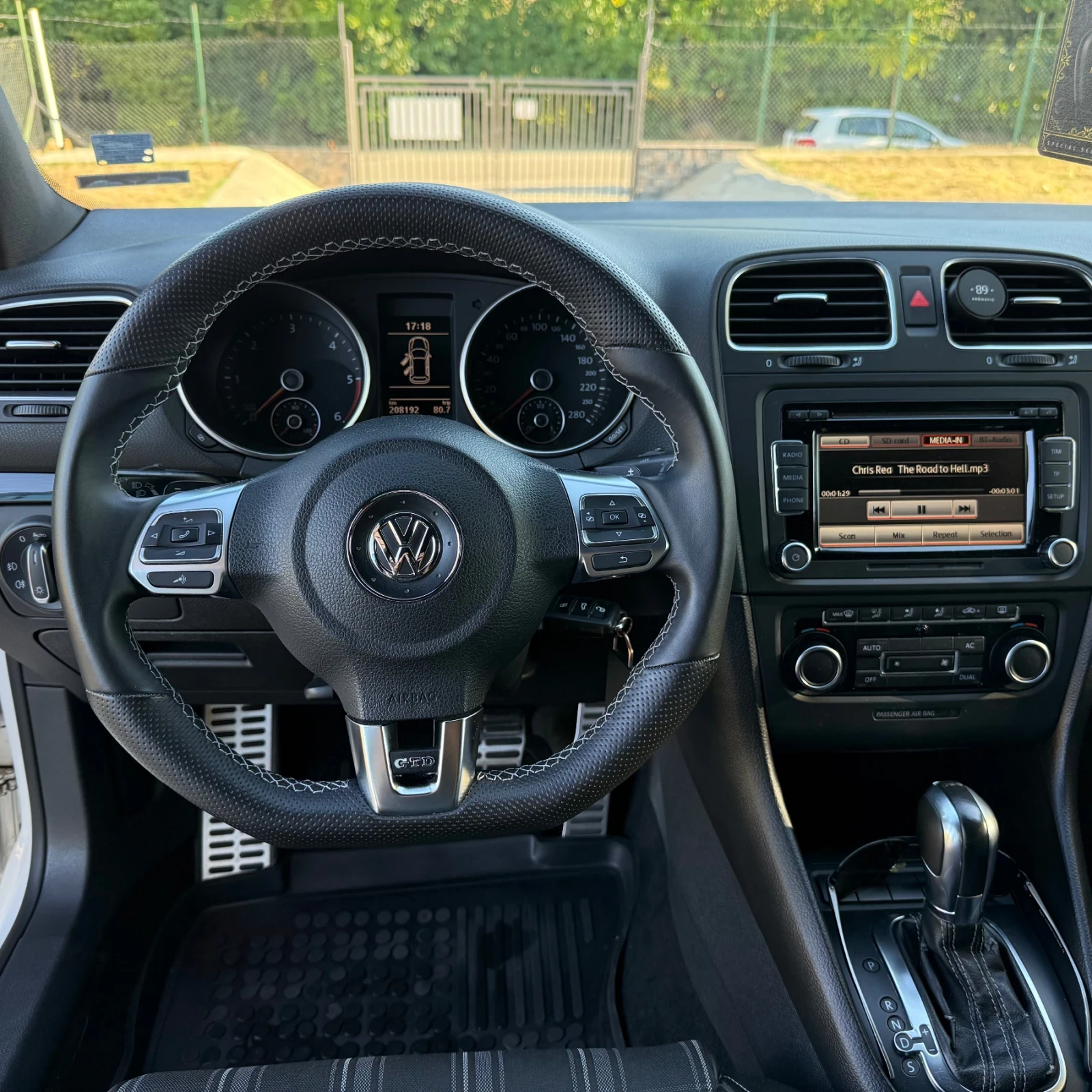 VW Golf Gtd , снимка 14 - Автомобили и джипове - 53978714