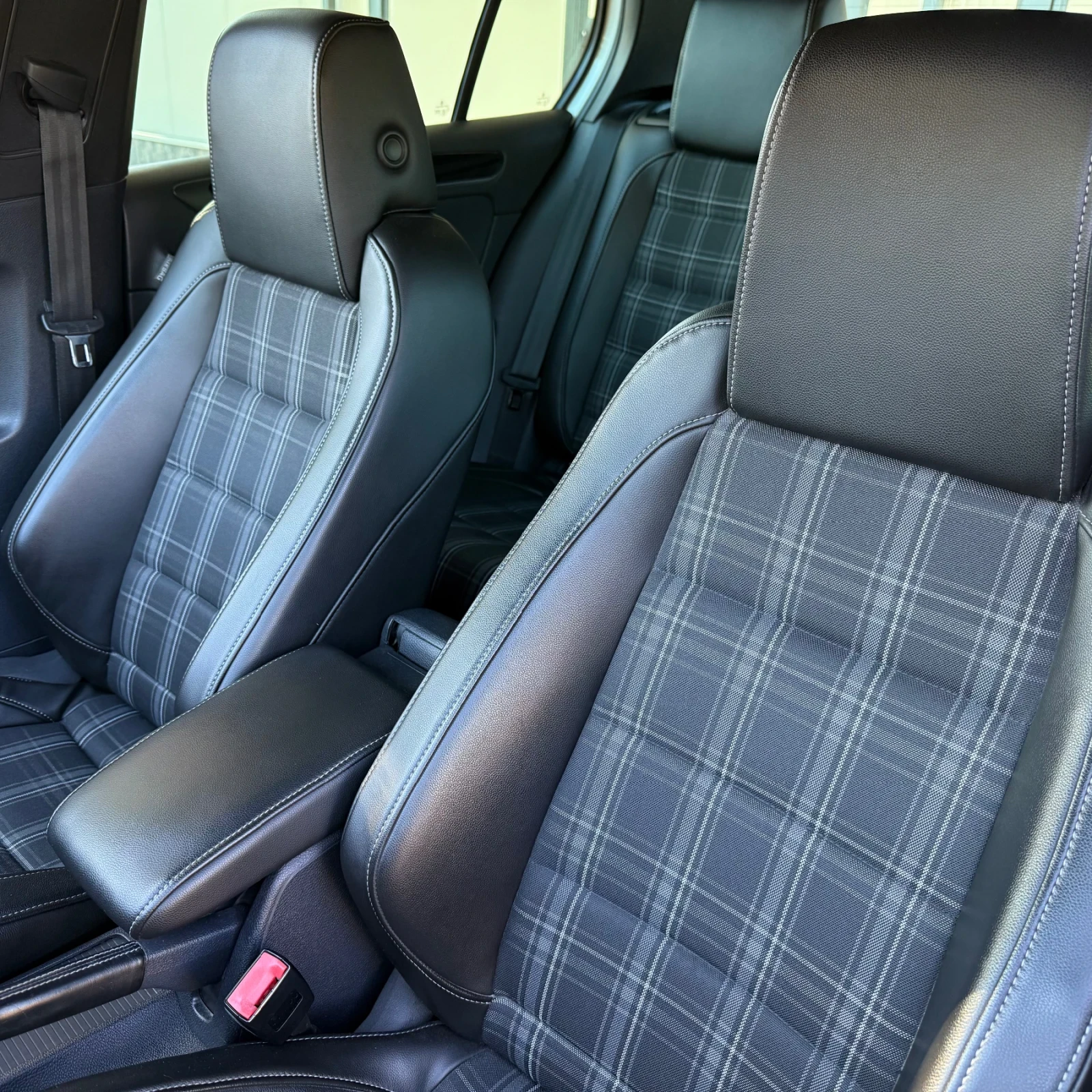 VW Golf Gtd , снимка 11 - Автомобили и джипове - 53978714