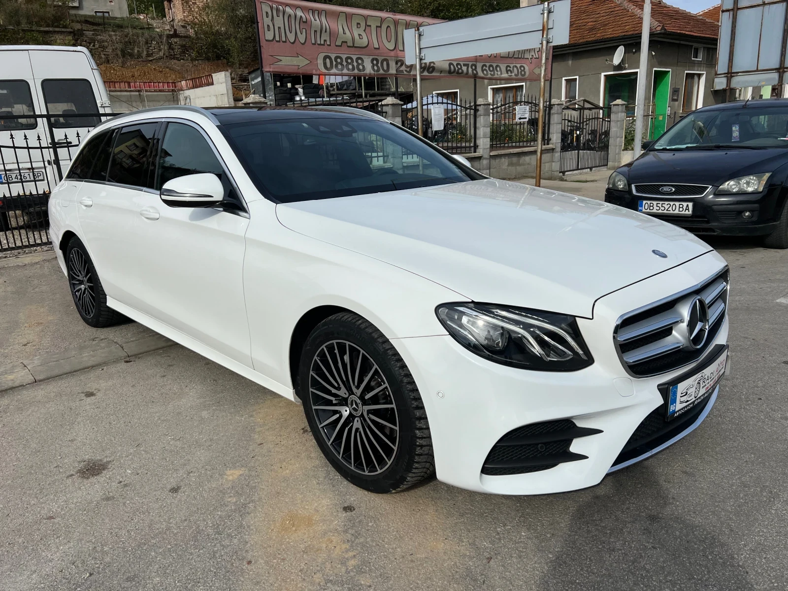 Mercedes-Benz E 220 4matic AMG  - изображение 2