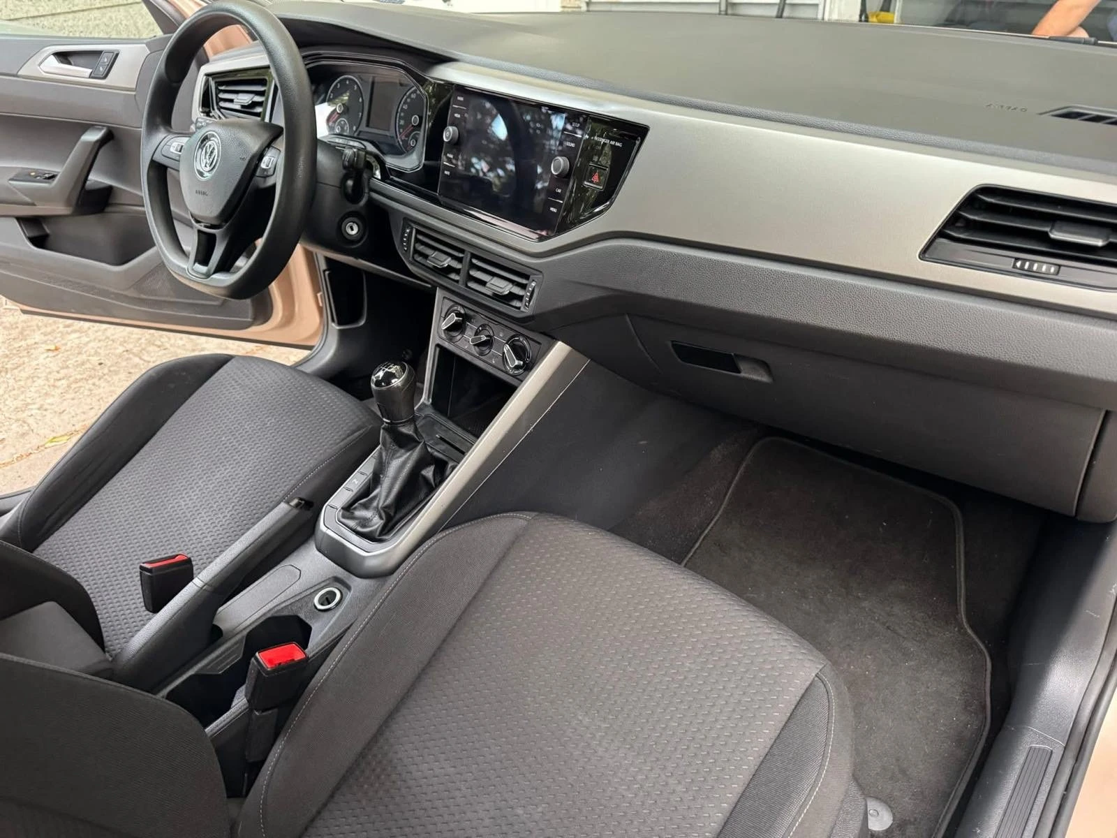 VW Polo 1.0 tsi - изображение 3