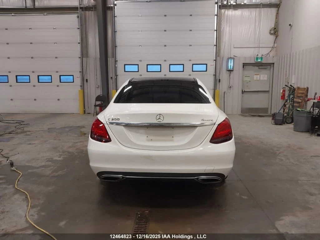 Mercedes-Benz C 300 * 4MATIC * CARFAX * ��� ������������ ������ | Mobile.bg � ����������� 16