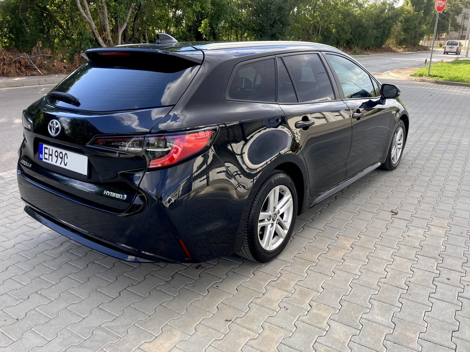 Toyota Corolla 1.8 Hybrid Гаранция до 2029 г. - изображение 6