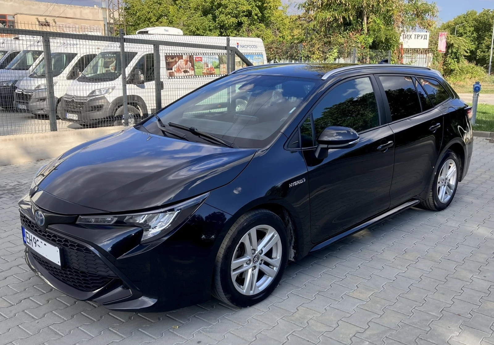 Toyota Corolla 1.8 Hybrid Гаранция до 2029 г. - изображение 2