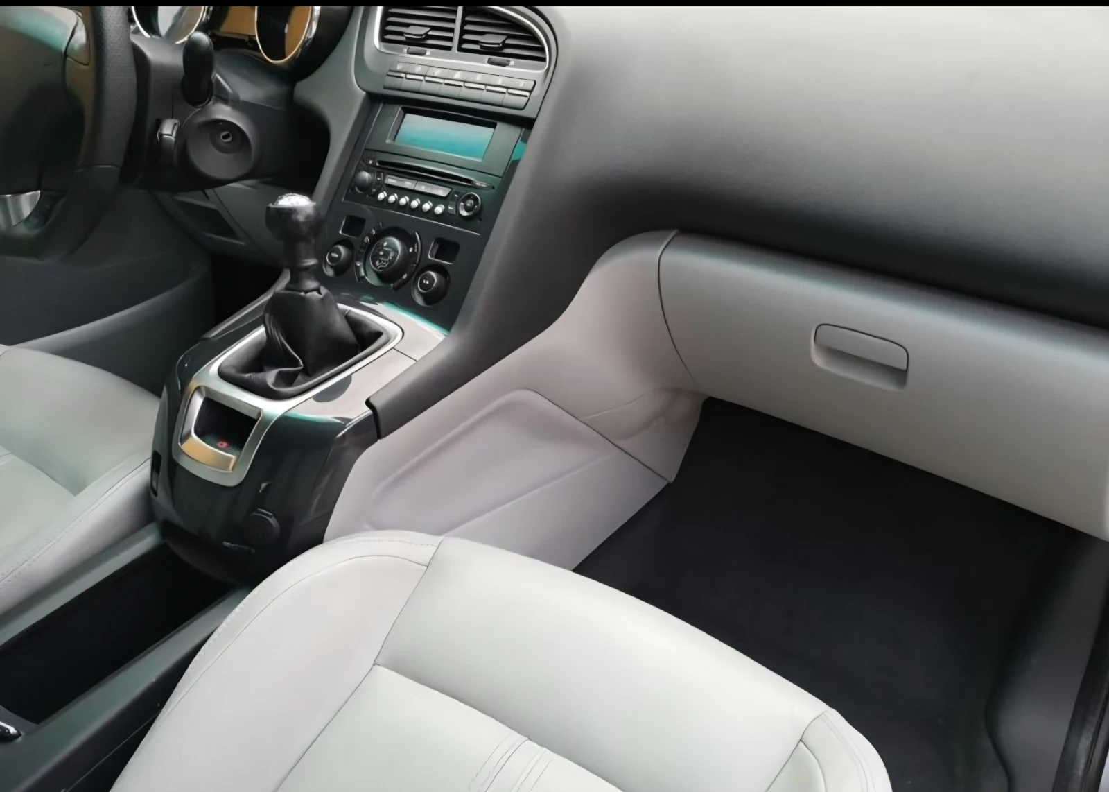 Peugeot 5008 1.6 16 156 кс.  - изображение 5