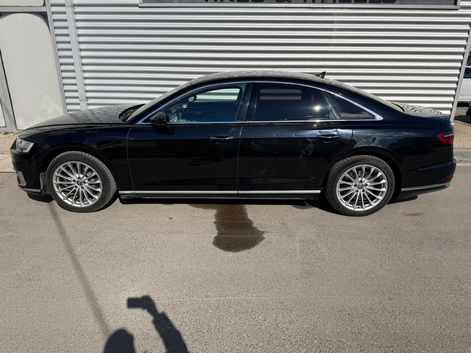 Audi A8 ТОП ЦЕНА ЗА ТЪРГОВЦИ - изображение 2