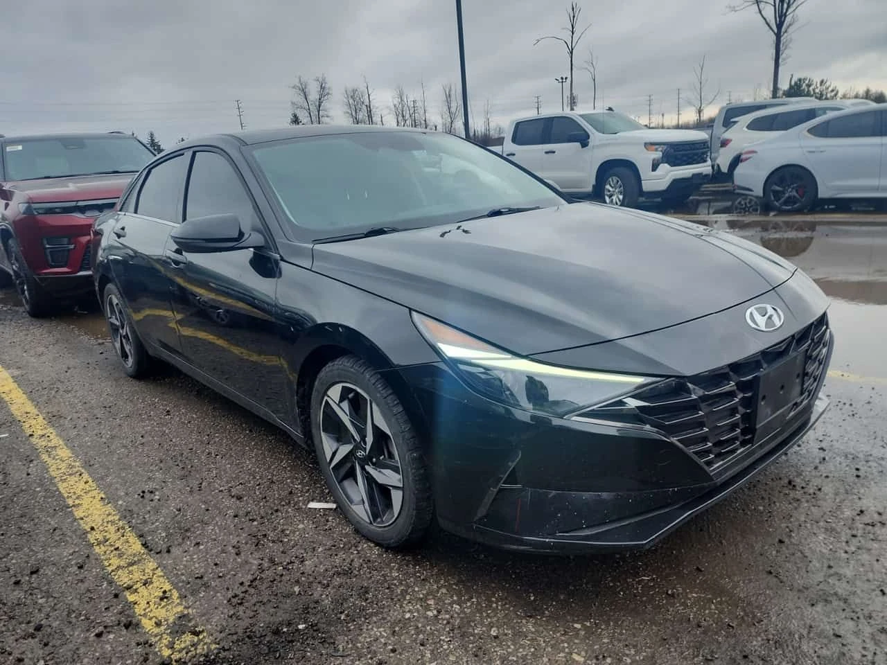 Hyundai Elantra ULTIMATE TECH| PANO | 2 КЛЮЧА| CARFAX| , снимка 2 - Автомобили и джипове - 54088235