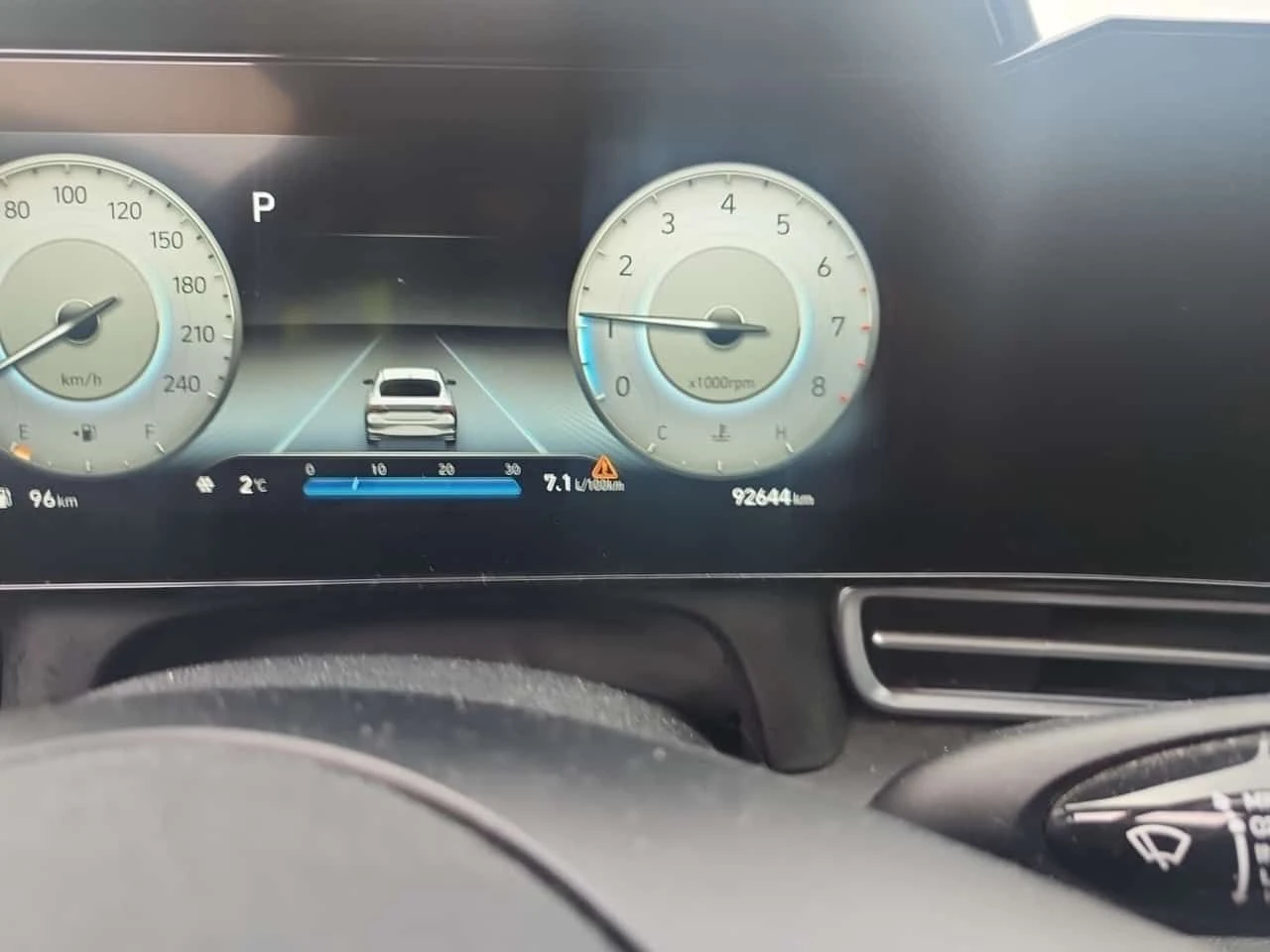 Hyundai Elantra ULTIMATE TECH| PANO | 2 КЛЮЧА| CARFAX| , снимка 8 - Автомобили и джипове - 54088235