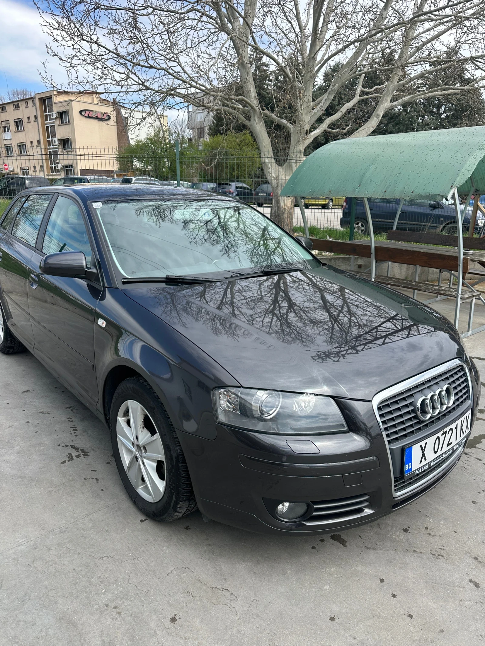 Audi A3 1.8T SPORTBACK * АВТОМАТ* * ПОДГРЕВ* * ЕЛ. СЕДАЛКИ, снимка 3 - Автомобили и джипове - 54149132