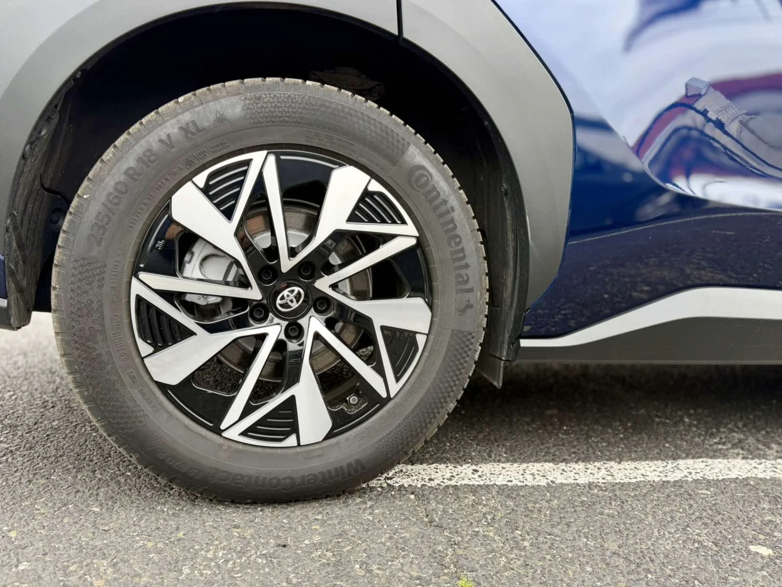 Toyota bZ4X, снимка 11 - Автомобили и джипове - 54271031