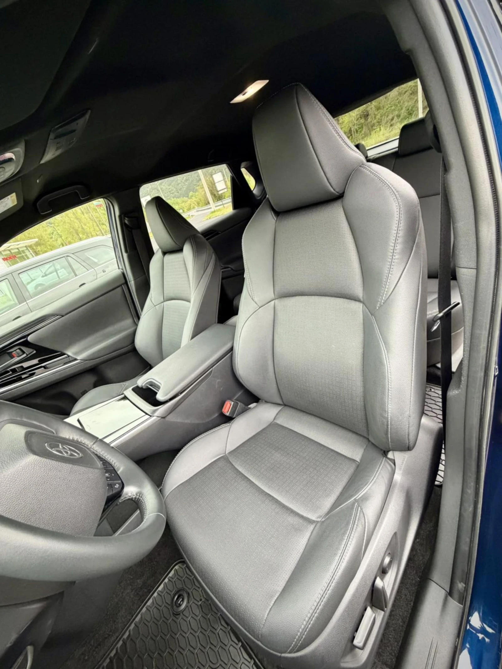 Toyota bZ4X, снимка 6 - Автомобили и джипове - 54271031