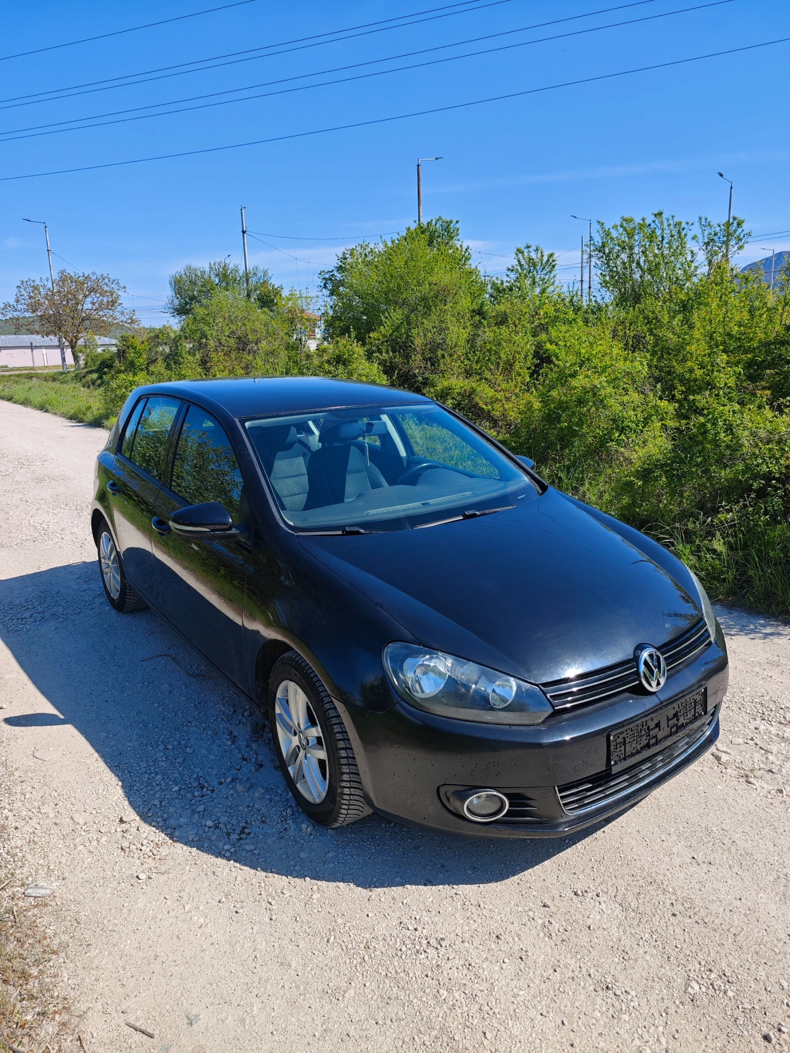 VW Golf 1.6ТДИ 105 КС, снимка 3 - Автомобили и джипове - 54368914