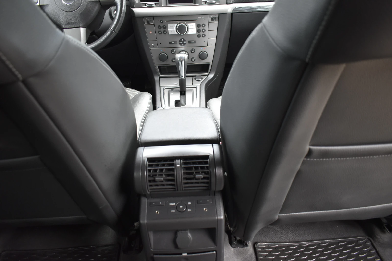 Opel Vectra 2.8 v6 Turbo, снимка 10 - Автомобили и джипове - 54805337