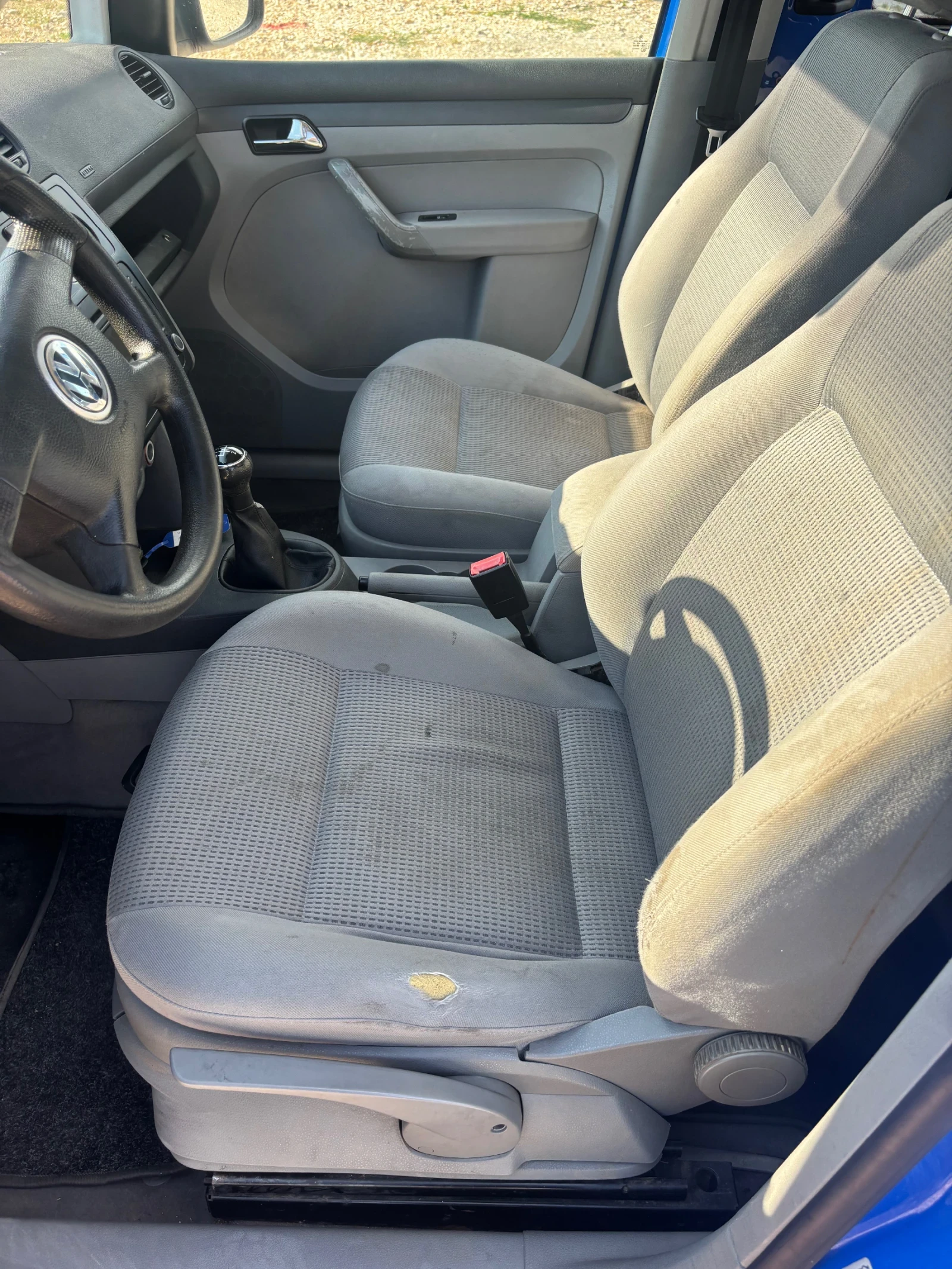 VW Caddy, снимка 13 - Автомобили и джипове - 54809663