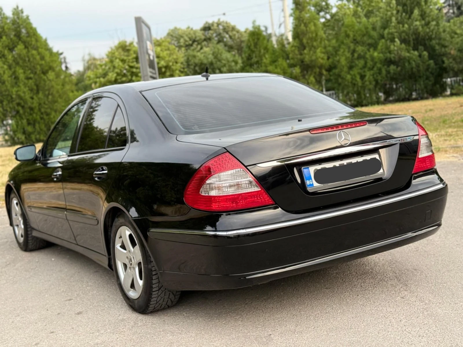 Mercedes-Benz E 320 CDI* FACELIFT* АВТОМАТИК* 7G* КОЖА* AVANTGARDE, снимка 7 - Автомобили и джипове - 54875171